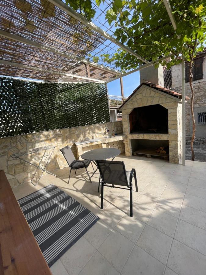 Studio Apartment Klaric Βις Εξωτερικό φωτογραφία